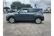 $17597 : Kia Soul 2024 S 4dr Crossove thumbnail
