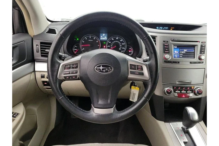 $12998 : Subaru Outback 2014 AWD 2.5i image 10