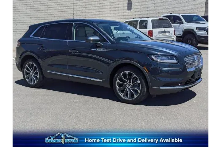 $29995 : Lincoln Nautilus 2021 AWD Re image 1