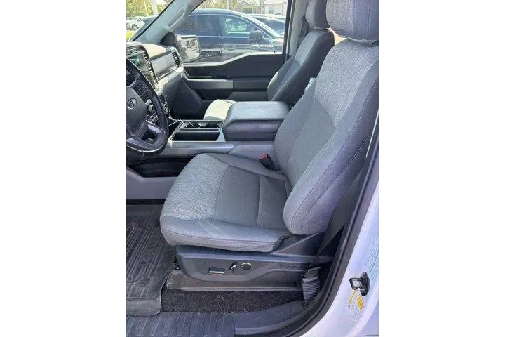 $38722 : Ford F-150 2021 4x4 XL 4dr S image 3