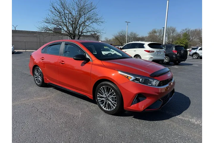 $20222 : Kia Forte 2023 GT-Line 4dr S image 2