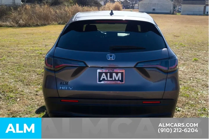 $22820 : Honda HR-V 2023 AWD LX 4dr C image 7