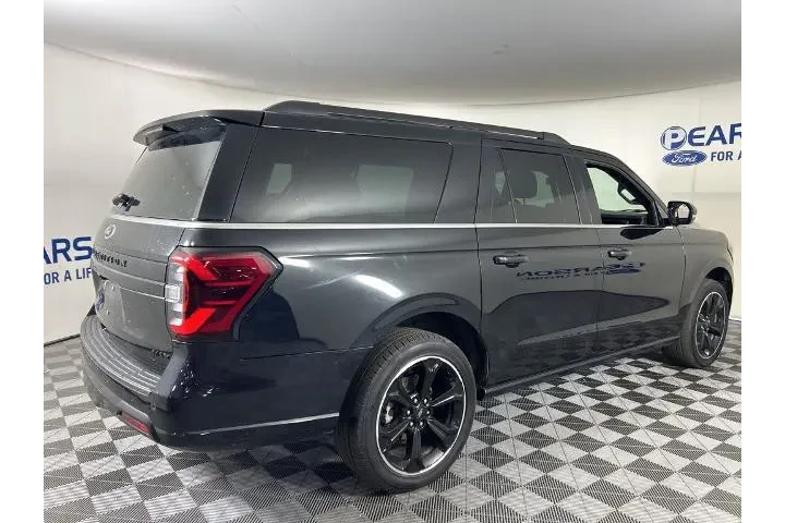 $59921 : Ford Expedition MAX 2022 4x4 image 4