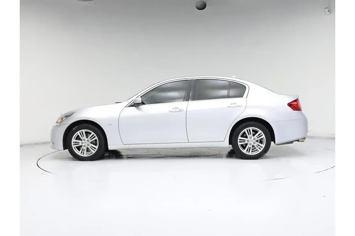 $15998 : INFINITI Q40 2015 AWD 4dr Se image 3