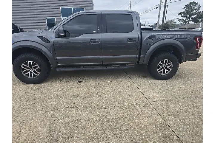 $37980 : Ford F-150 2018 4x4 Raptor 4 image 5