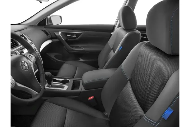 $5000 : Nissan Altima 2017 2.5 SR 4d image 9