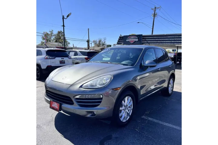 $18495 : 2013 Cayenne Diesel image 3
