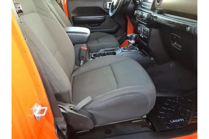 $18999 : Jeep Wrangler Unlimited 2020 image 8