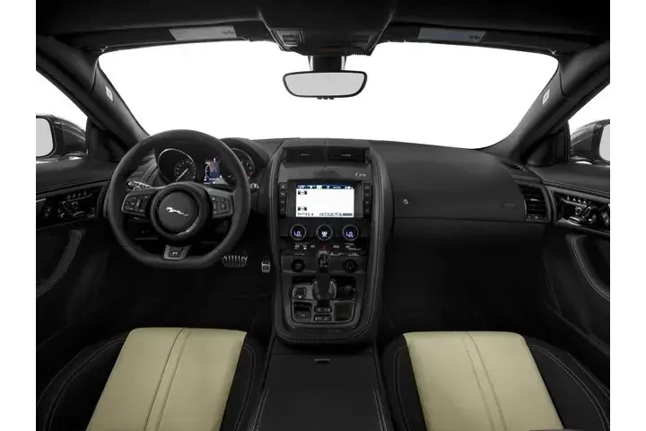 $33101 : Jaguar F-TYPE 2017 AWD R 2dr image 4