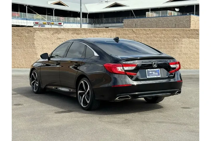 $23789 : Honda Accord 2021 Sport 4dr image 5
