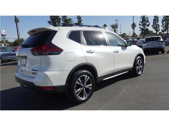 $19300 : 2018 Rogue SV image 6