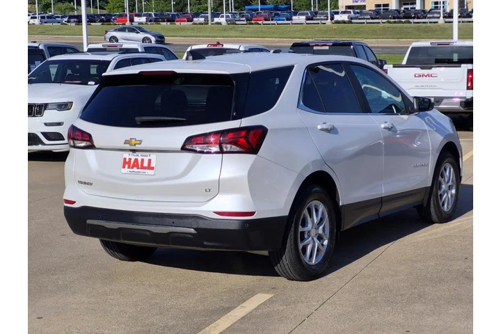 $25326 : Chevrolet Equinox 2024 LT 4d image 6