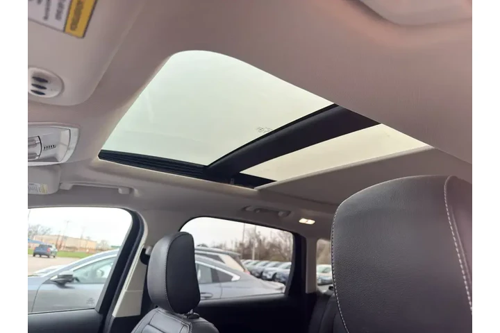 $16516 : Ford Escape 2019 AWD Titaniu image 10