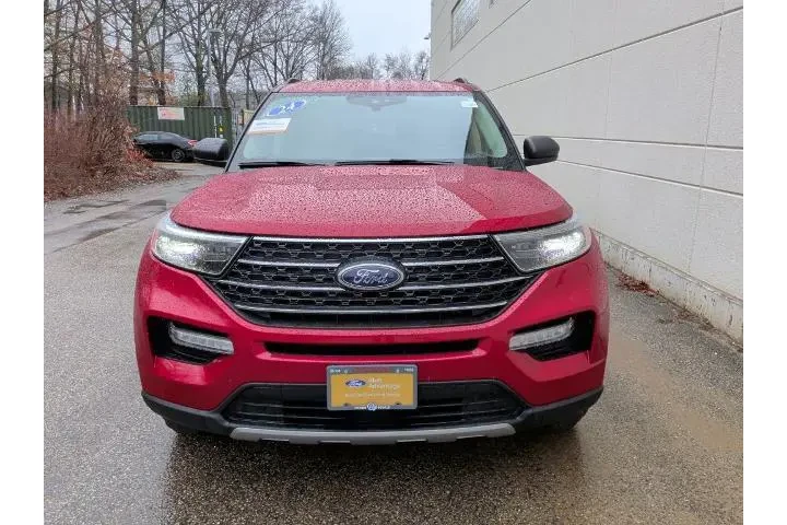 $38995 : Ford Explorer 2024 AWD XLT 4 image 3