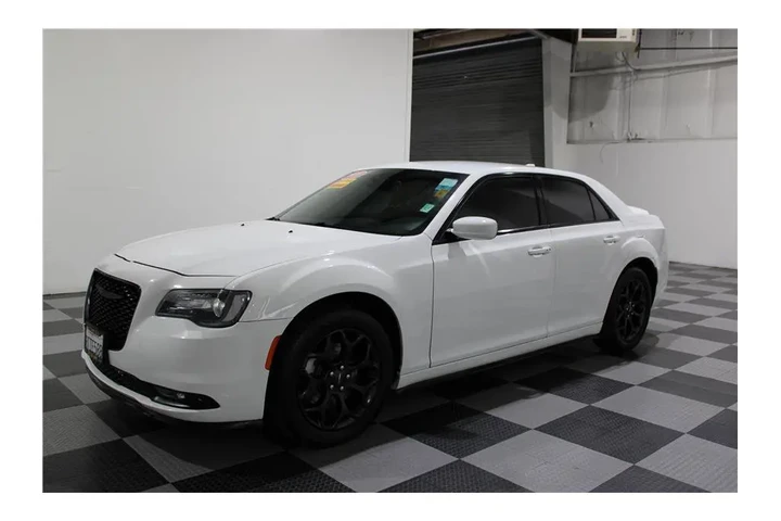 $16699 : 300 2019 image 6