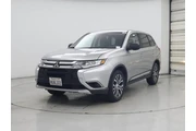 $14998 : Mitsubishi Outlander 2018 ES thumbnail