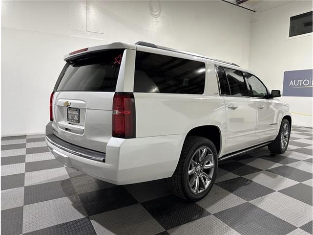 $25555 : 2016 CHEVROLET SUBURBAN image 4