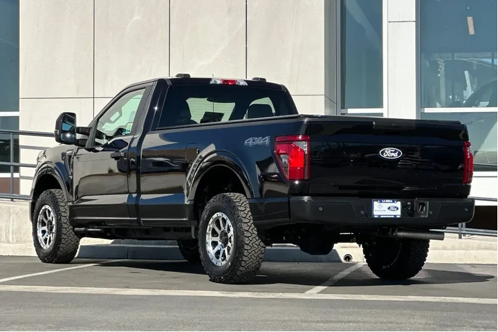 $39900 : Ford F-150 2025 4x4 XL 2dr R image 5
