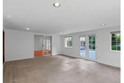 $2435 : 3 Bedroom House in Los Angeles thumbnail