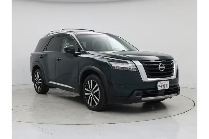 $33998 : Nissan Pathfinder 2023 Plati image 1