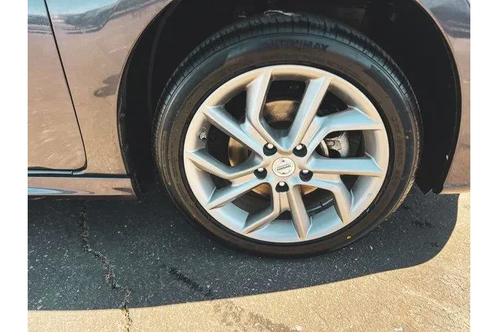 $9998 : Nissan Sentra 2015 S 4dr Sed image 9