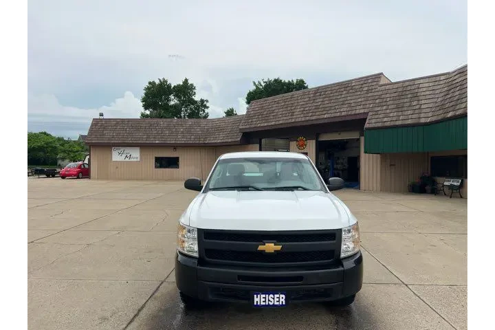 $12995 : 2013 Silverado 1500 One Owner image 3