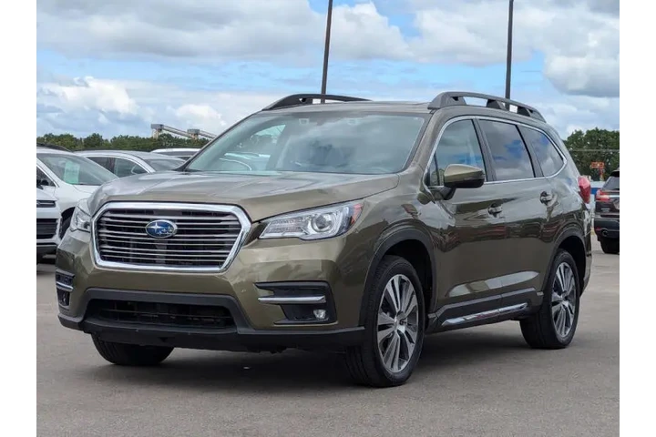 $22985 : 2022 Ascent Limited 7-Passeng image 8