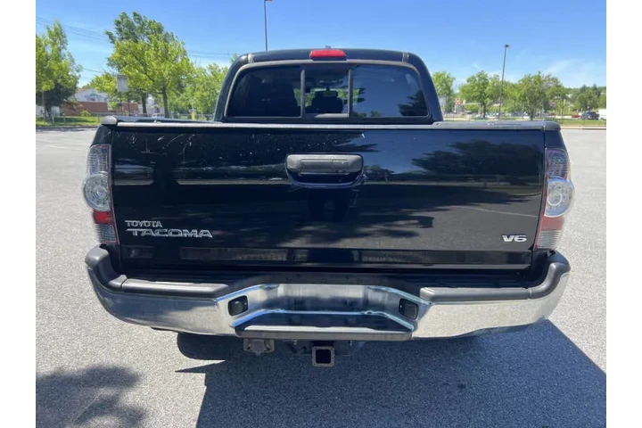 $12500 : 2011 Tacoma V6 image 7