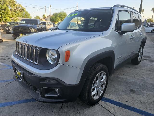 $12995 : 2015 Renegade Latitude 4WD image 1