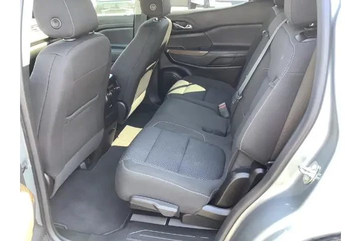 $34950 : GMC Acadia 2023 SLE 4dr SUV image 9