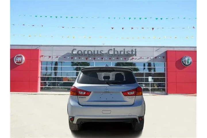 2017 Outlander Sport image 7