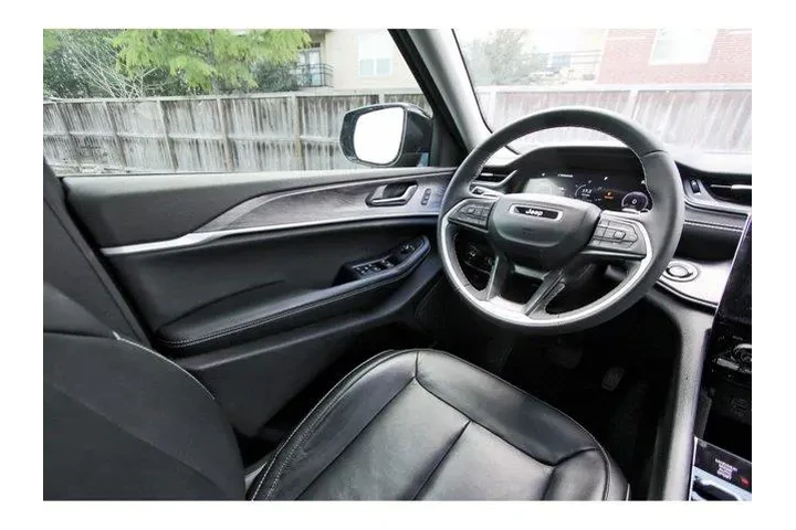 $32993 : Jeep Grand Cherokee L 2023 4 image 9