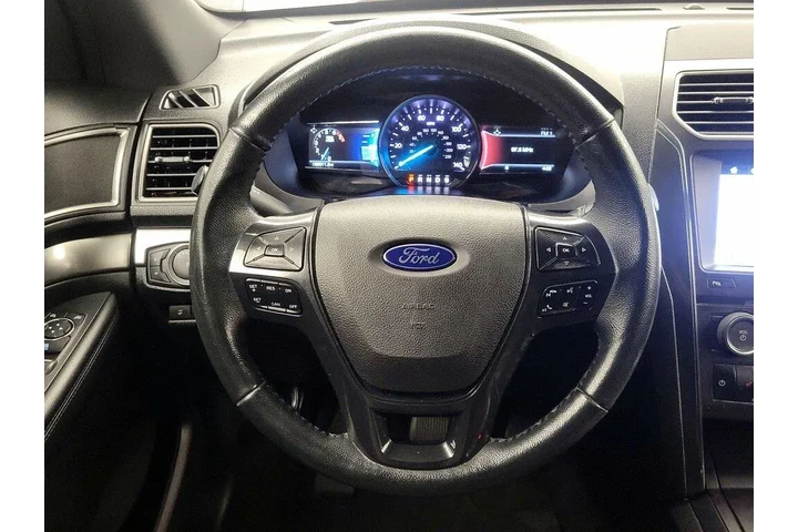 $19998 : Ford Explorer 2018 AWD XLT 4 image 10