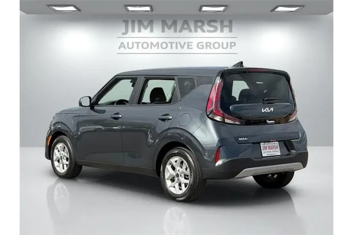 $18988 : Kia Soul 2023 LX 4dr Crossov image 4