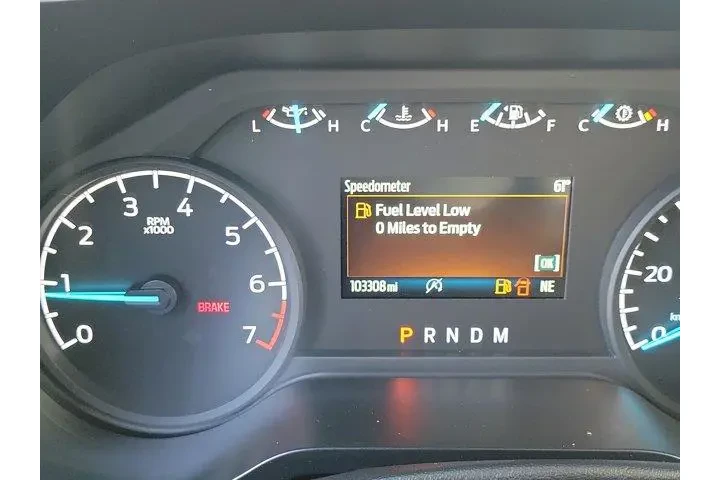 $25000 : Ford F-150 2021 4x2 XL 4dr S image 6