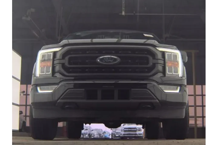 $38399 : Ford F-150 2023 4x4 XLT 4dr image 4
