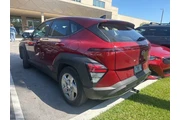 $21615 : Hyundai KONA 2025 SE 4dr Cro thumbnail