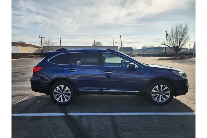 $18300 : 2017 Outback 3.6R Touring image 10