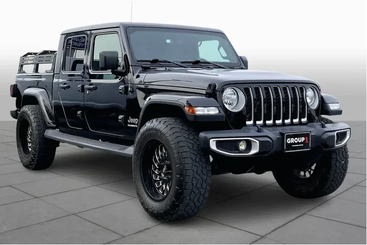 $24799 : Jeep Gladiator 2021 4x4 High image 2