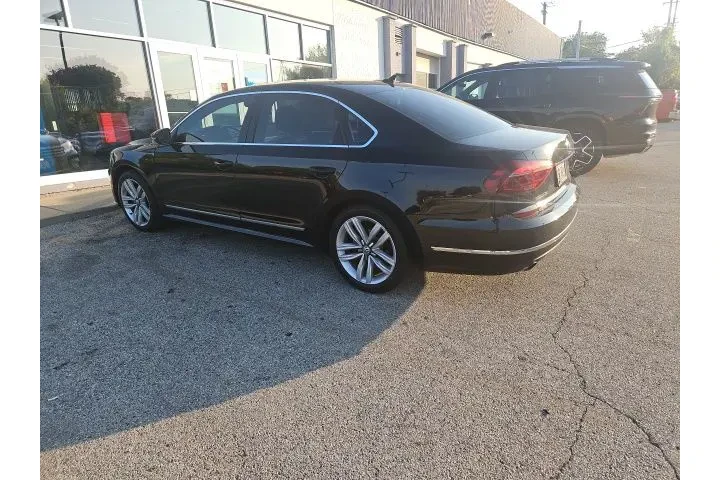 $9077 : Pre-Owned 2017 Passat 1.8T SE image 4