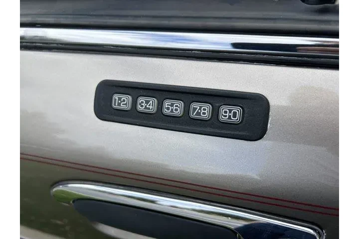 $8981 : Mercury Grand Marquis 2004 L image 8