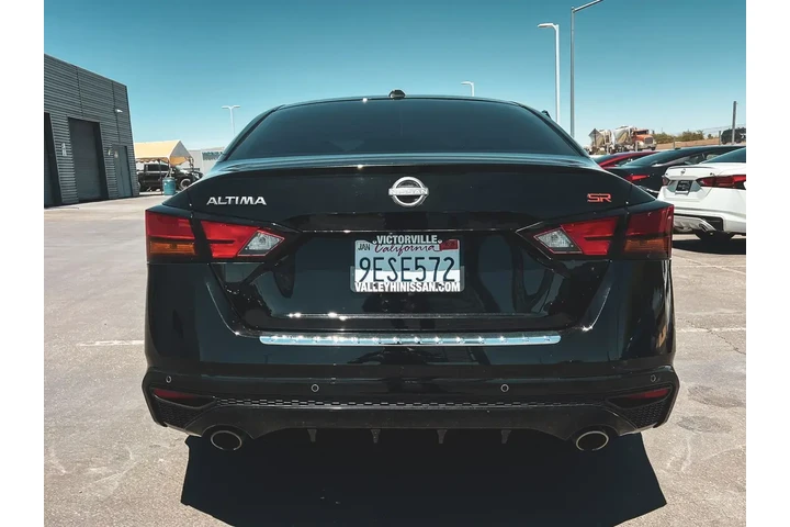 $20816 : Nissan Altima 2023 2.5 SR 4d image 7