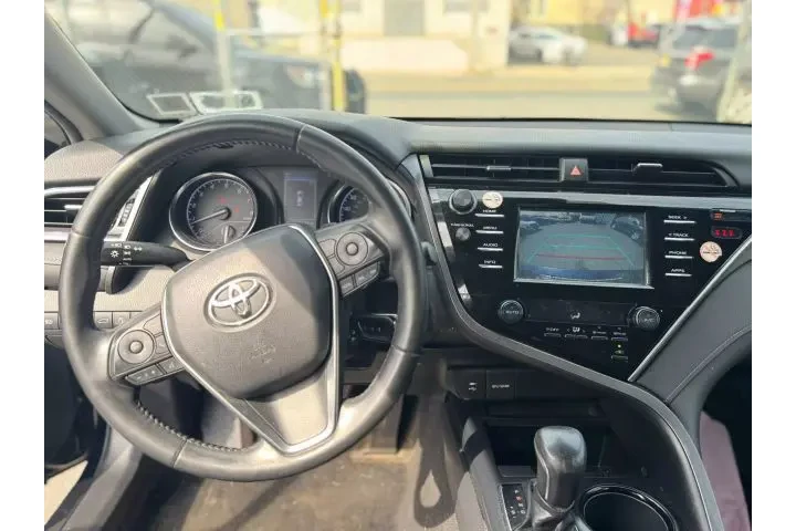 2018 TOYOTA CAMRY2018 TOYOTA image 6