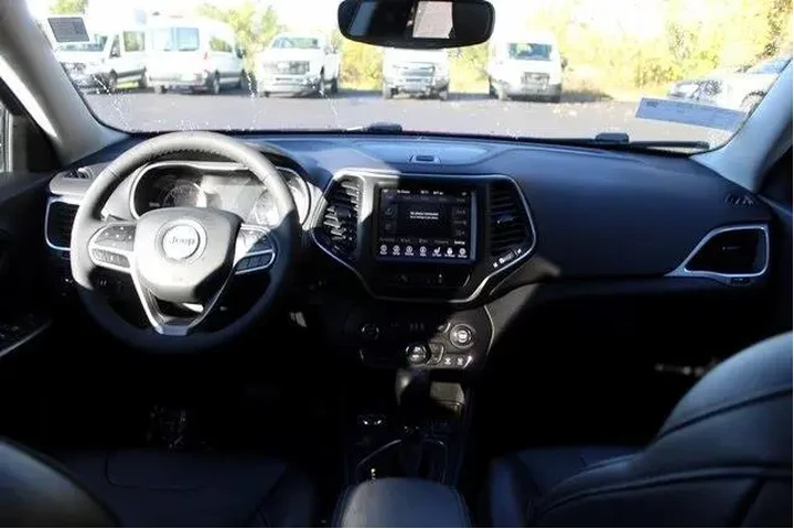 $17845 : Jeep Cherokee 2022 4x4 Latit image 7