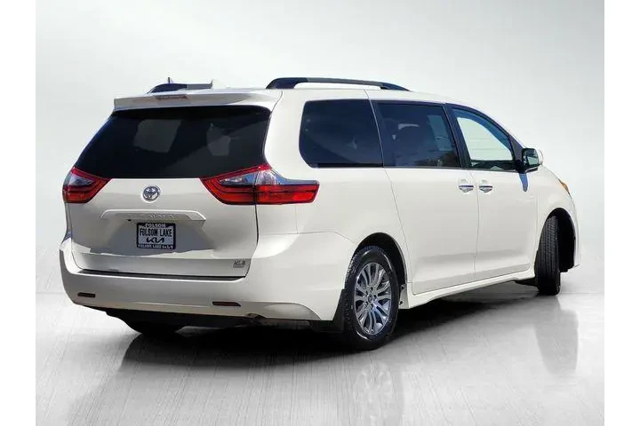 $29729 : Toyota Sienna 2020 XLE 7-Pas image 4