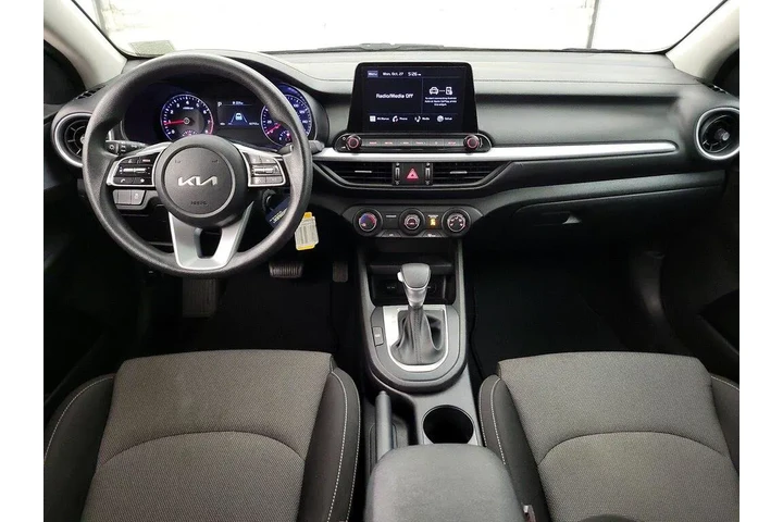 $18998 : Kia Forte 2023 LXS 4dr Sedan image 9