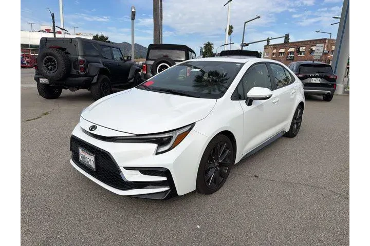 $23761 : Toyota Corolla 2023 SE 4dr S image 3