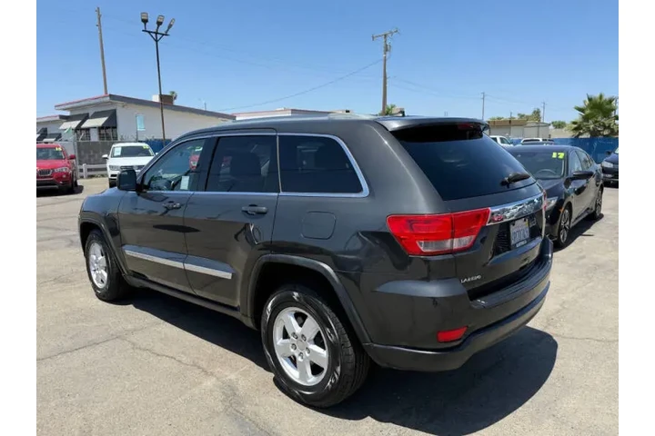 $9659 : 2011 Grand Cherokee Laredo image 6