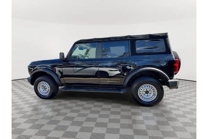 $31950 : Ford Bronco 2022 4x4 Base 4d image 4