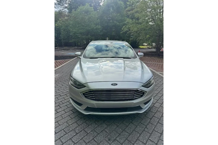 $4500 : 2018 Fusion SE image 2